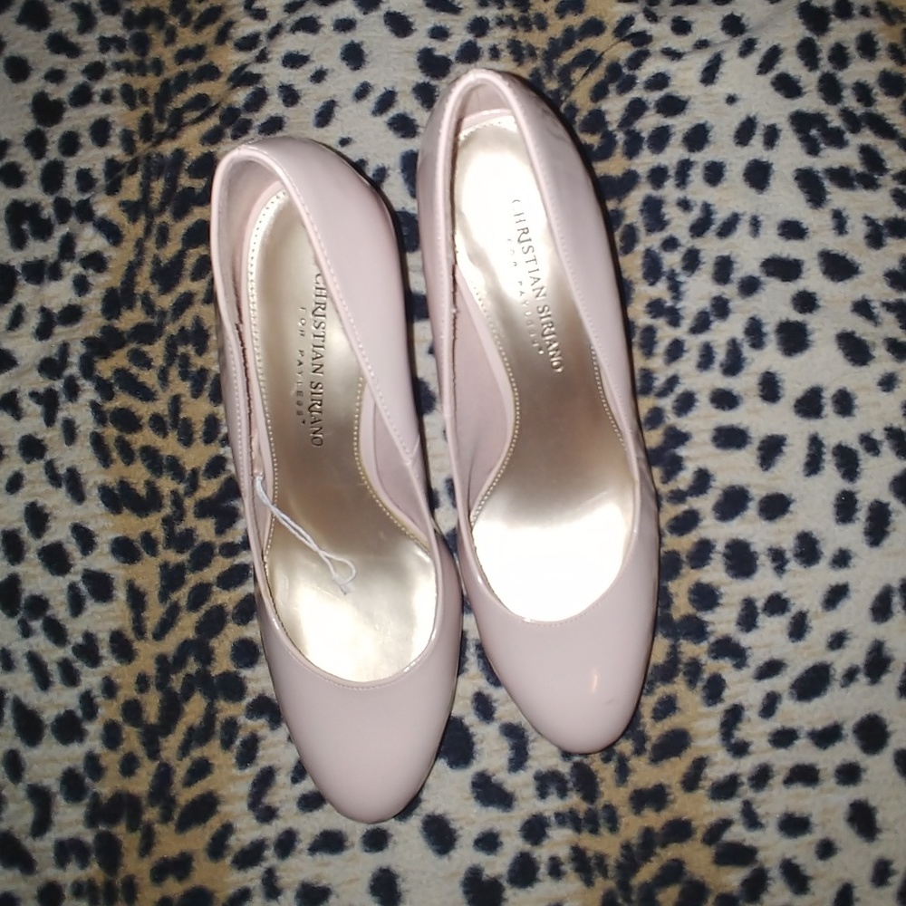 Heels - Picture 3 of 3